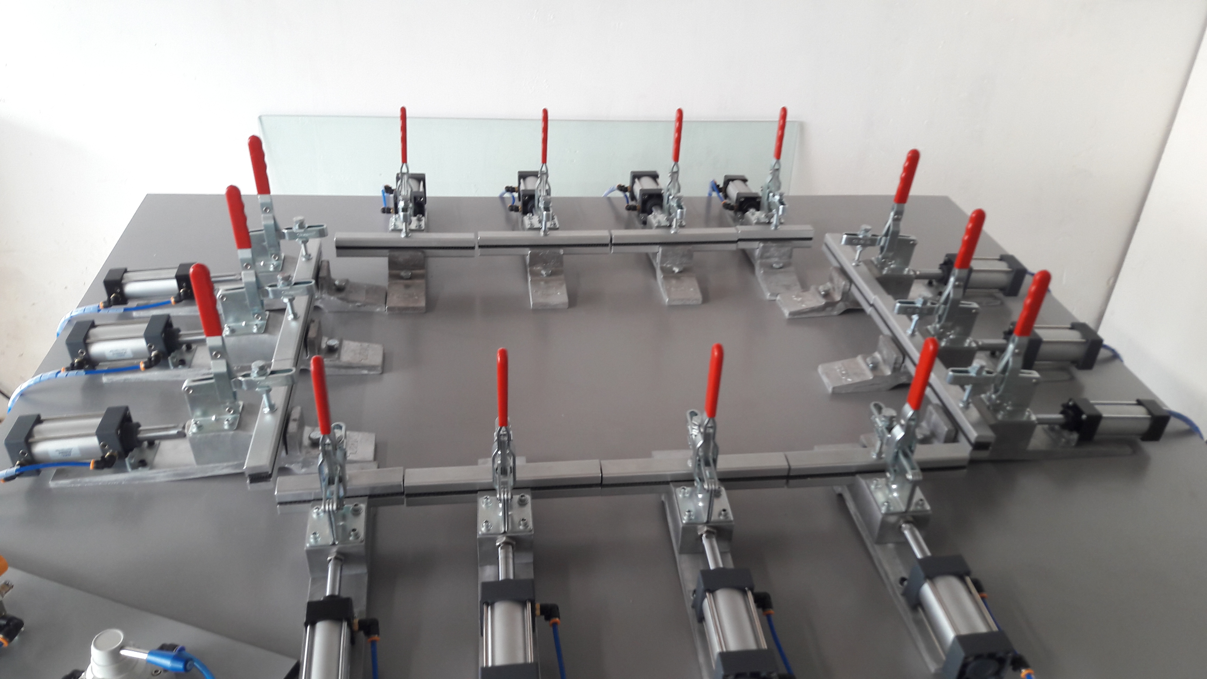 توری کش پنوماتیک